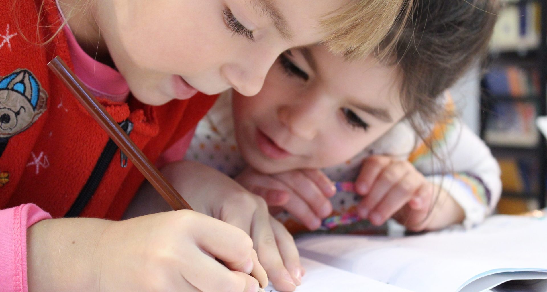 Kinder lernen Kinder lernen
